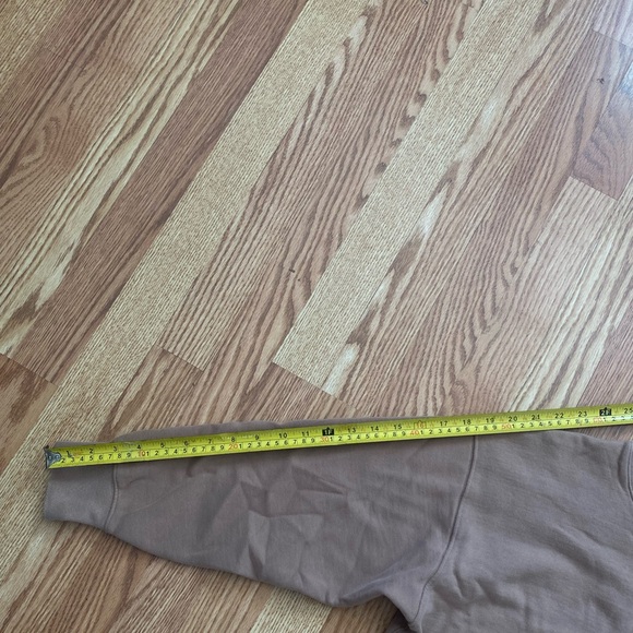 American Eagle Vintage Brown Tan Sweater/Crewneck - Picture 7 of 7